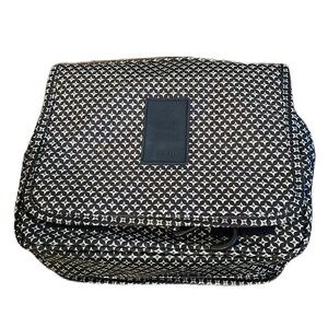 Diniwell Travel hanging cosmetics/toiletries bag, blue, green and white